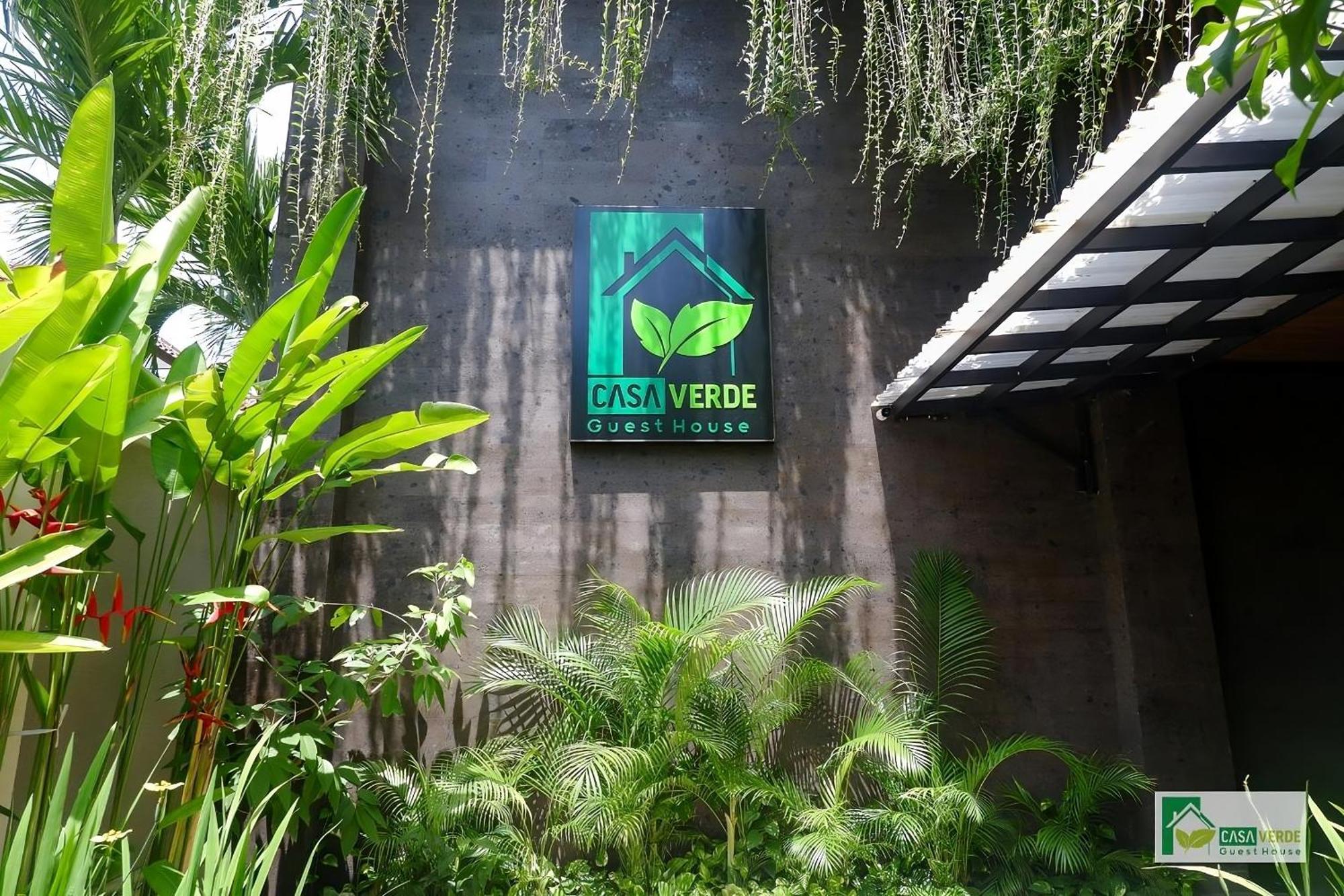 Casa Verde Guesthouse Sempidi 외부 사진